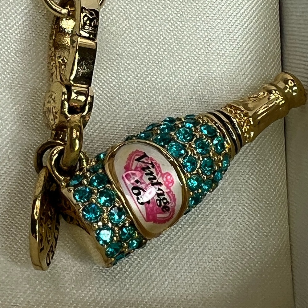 New in Box Juicy Couture Limited Edition 2012 Champagne Bottle Charm